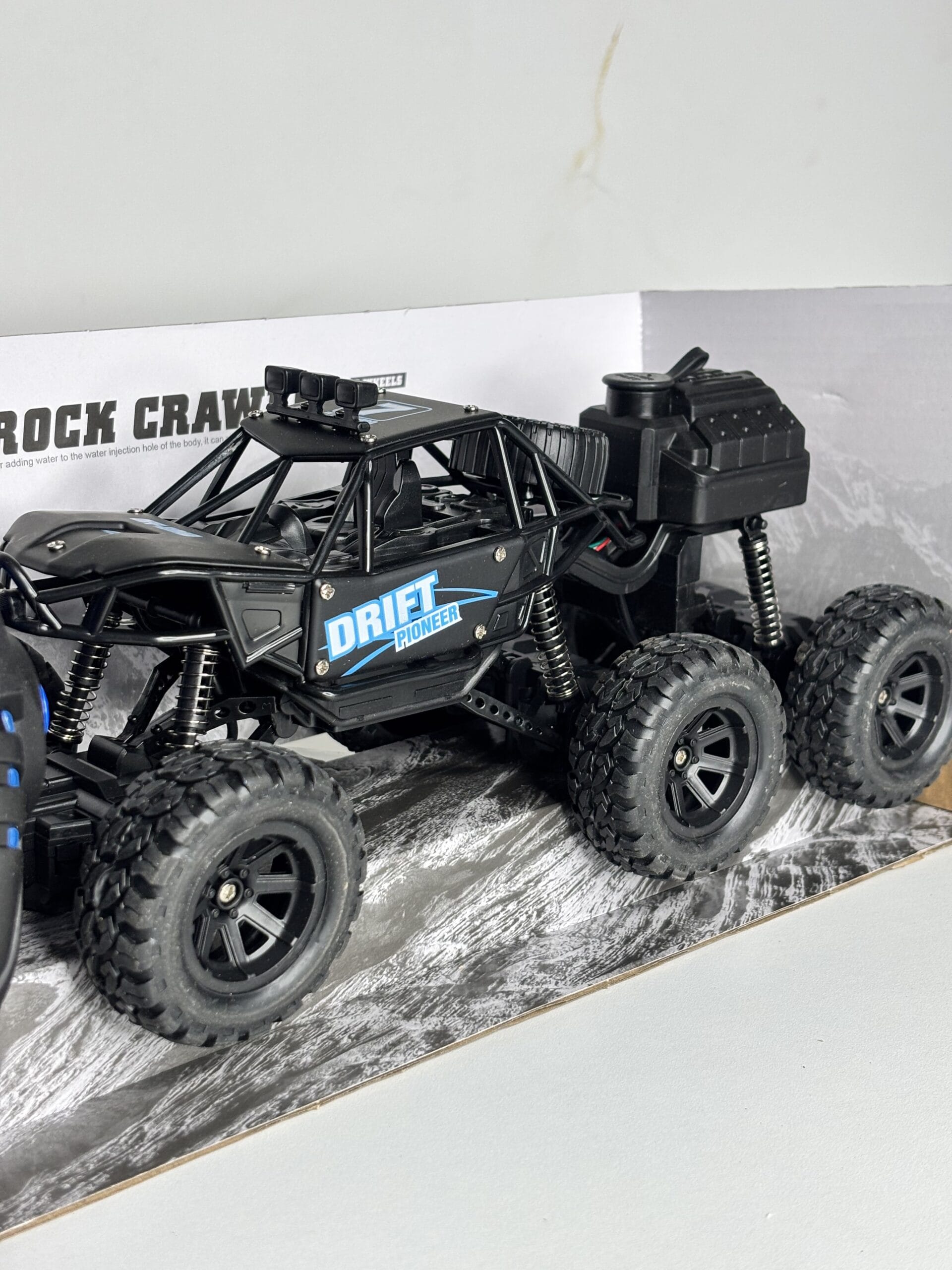 Rechargeable Rock Crawler RC Car for Kids Ages 3 to 12 | Off-Road Monster Truck | Climbing & Racing Vehicle
