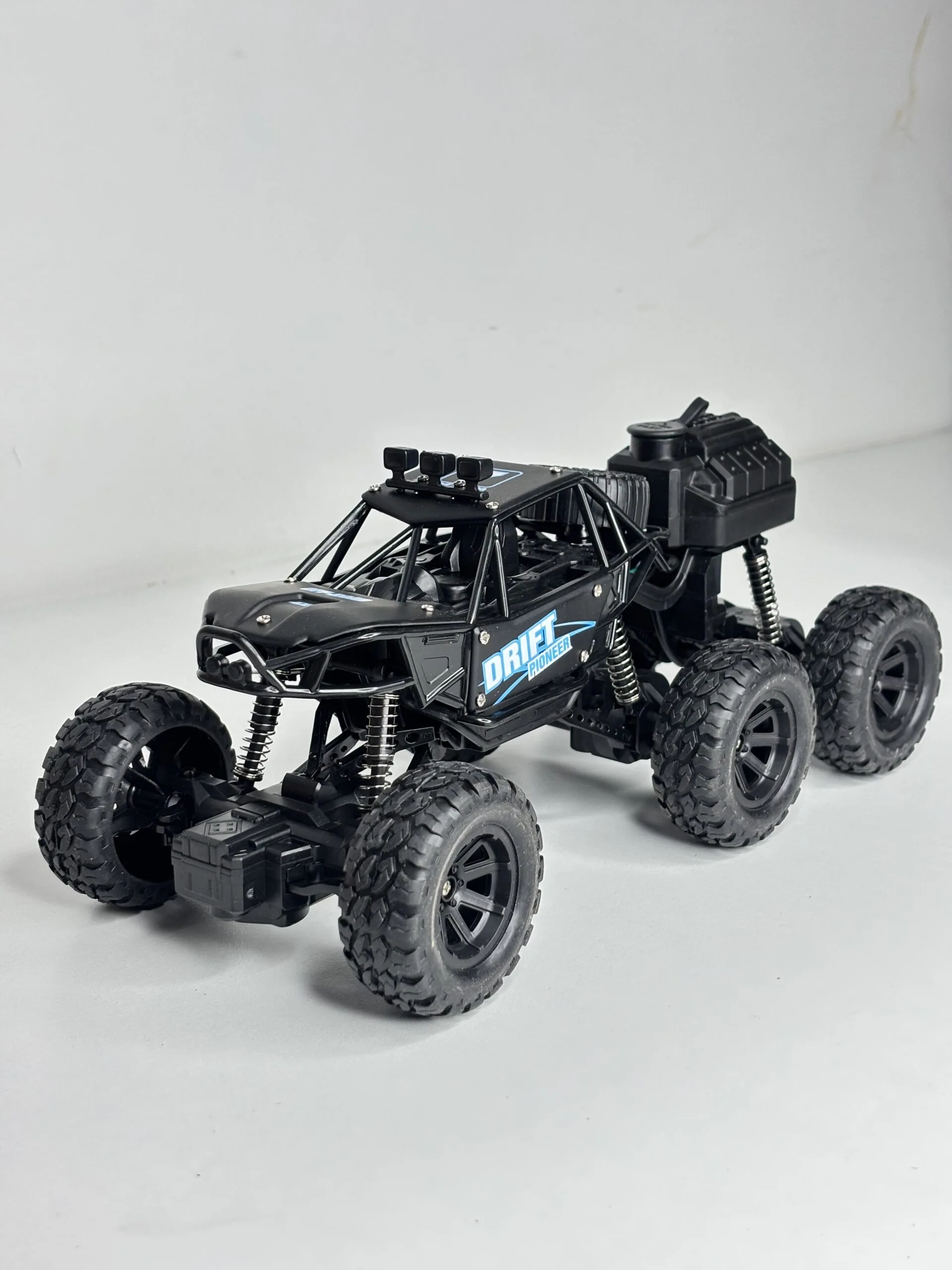 Rechargeable Rock Crawler RC Car for Kids Ages 3 to 12 | Off-Road Monster Truck | Climbing & Racing Vehicle - Image 3